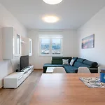Crowonder Luxury Pag New Apartments With Seaview