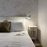 Iza Roka Apartments