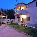 Apartmani Zara & Duje