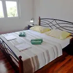 Apartment In Starigrad-Paklenica 6875