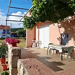 Apartment In Posedarje 37105