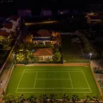 Luxury Villa Agape Palm Beach Tennisplatz