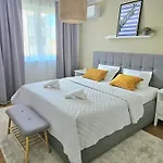 Zara Amazing Getaway