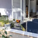 Garden Retreat Suit - Korcula