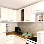 Franc Apartments Island Vir Croatia