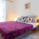 Betanija & Arijana Bayview Studio Apartments