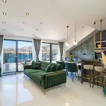 Top Floor Apartment In Slano