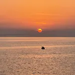 Sea View Apartment Dolphin Mandre