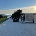Gutti'S Mobilehome