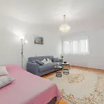 Nice Apartment In Zadar With Kitchen