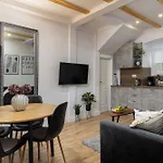 Nono'S House I