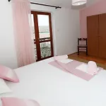 Apartments Spavalo