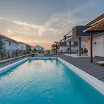 Modern Villa With Private Pool And Terrace