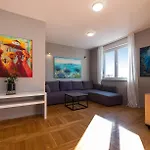 Apartment Haja