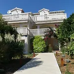 Villa Skoric