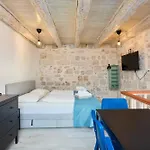 Dominium Premium Location Suites
