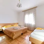 House Ana And Apartments In Seline Paklenica Riviera 26762