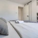 Captain Suite