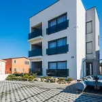 Deluxe Apartments Glamour Fantastic Sea View Near The Beach - By Ta Leut Agency