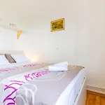 Dijana Apartment 1 Bdr With Balcony