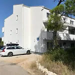 White Residence Luxury Apartment Bibinje
