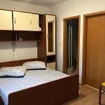 Apartment Orebic 10082B