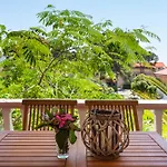 Apartmani Kod Lovrica