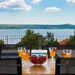Stunning Seaview Villa Katharina