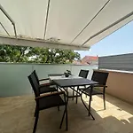 Harmony Vir Luxurioes Ausgestattete Ferienwohnung Mit 65M2