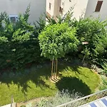 Adris Apartment - Private Parking
