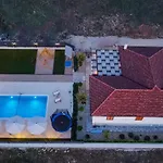 Holiday Home Klm By Interhome
