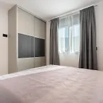 Villa 64 Apartment #5