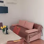 Apartmani Nikola