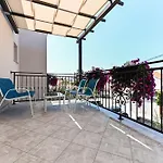Apartments Mena