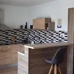 Apartment Mate