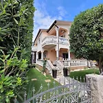 Apartment Jelena Vir