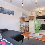 Appartement 4 Zaton Beach Modern Und Stilvoll Mit Balkon In Strandnaehe