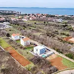 Appartement 3 Zaton Beach Modern Und Stilvoll Eingerichtet In Strandnaehe