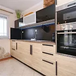Appartement 3 Zaton Beach Modern Und Stilvoll Eingerichtet In Strandnaehe