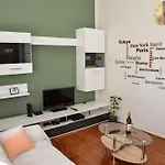Apartment Claudia, Near Old Town, Free Parking Place