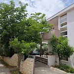 Romantic Oasis Apartments
