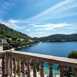 Apartments By The Sea Ubli, Lastovo - 16599
