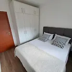 Apartment Charlie