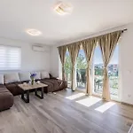 Luxury Stunning View Apartment Josipa