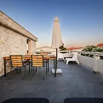 Cool Sunny Apartments