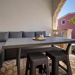 Cool Sunny Apartments