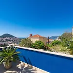 Apartment Terrace, View & Barbecue