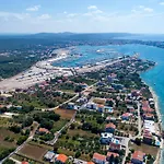 Aqua Cabana 1