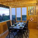 Mobile Home Tom 12