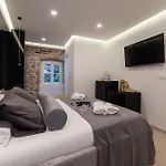 10 Heritage Rooms